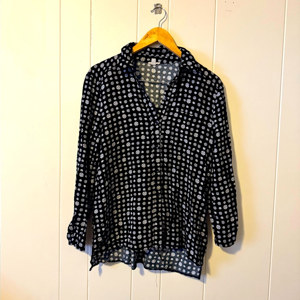 Black button up blouse SZ M